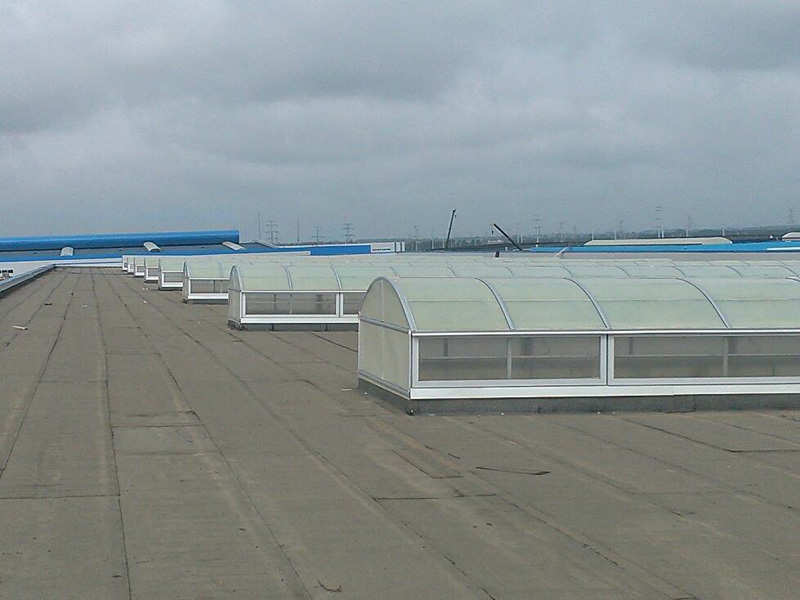 圆拱型电动排烟天窗